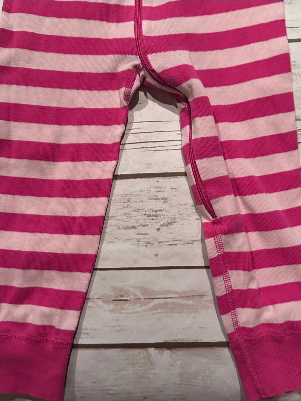Hanna Andersson pink striped sleeper 90 fair stains